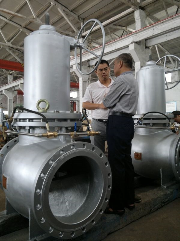 向家壩水電站工程師與時代中基工程師進(jìn)行技術(shù)交流